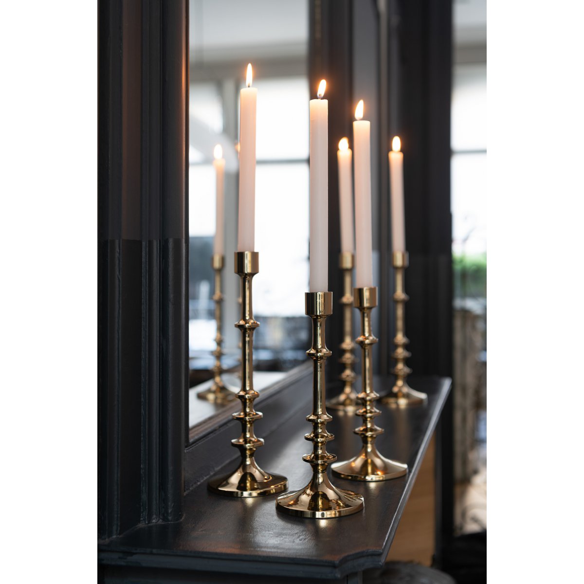 J-Line Kandelaar Set van 2, aluminium met gouden afwerking, elegant modern design voor luxe sfeer in huis.