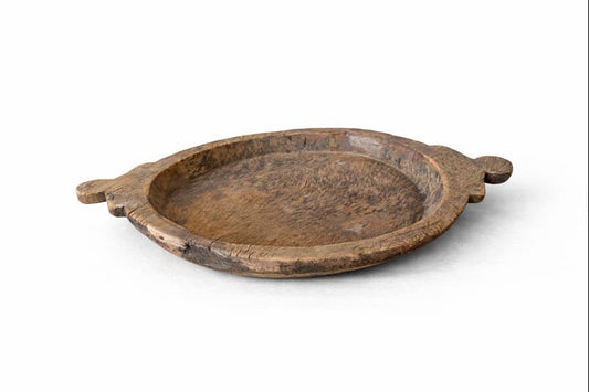 Authentieke Indische houten platte schaal – handgemaakte woondecoratie van massief hout met natuurlijke en doorleefde uitstraling